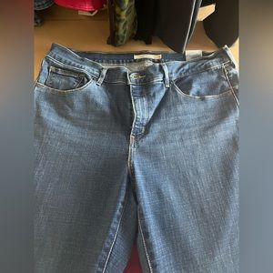 Women’s Levi Strauss and Company size 14.